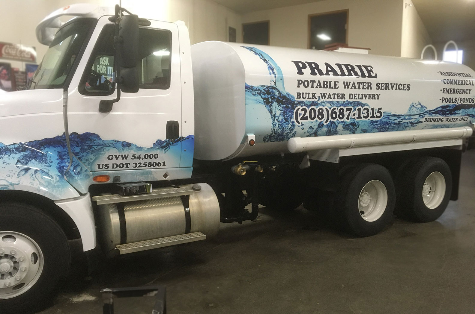Delivery truck Prairie Potable Water